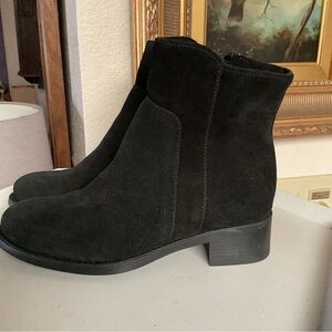 LA CANADIENNE CITY DRY JOE WATERPROOF SUEDE BOOTIE 41654 BLACK SIZE 6 NWOT